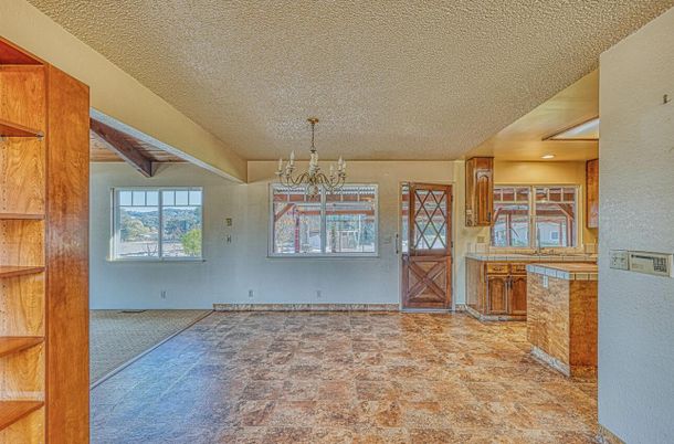 Chandelier, Empty room, Interior
