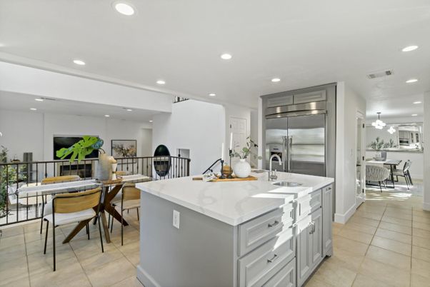 Dining room, Interior, Kitchen, Recessed Lighting, Stainless Steel Appliances