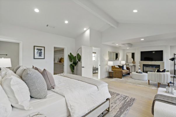 Bedroom, Fireplace, Interior, Recessed Lighting, Wood Texture Flooring