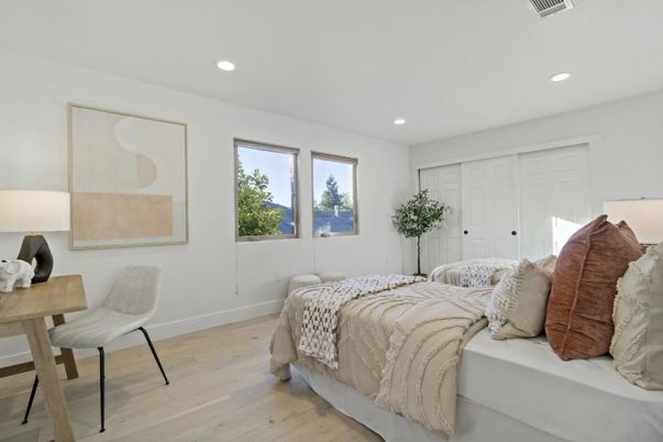 Bedroom, Interior, Recessed Lighting, Wood Texture Flooring