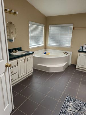 Bathroom, Dual Sink Vanities, Interior