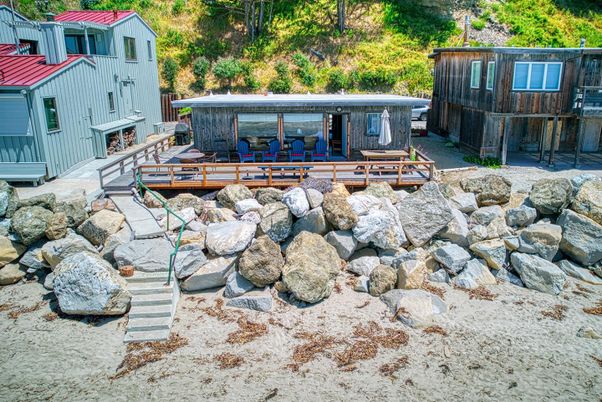 Exterior, Hot Tub