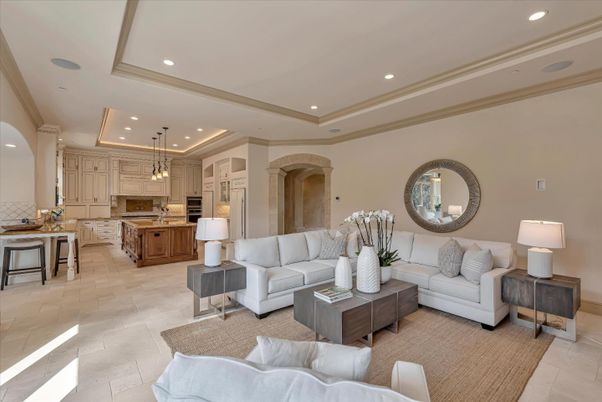 Interior, Kitchen, Living room, Pendant Lights, Recessed Lighting, Stainless Steel Appliances
