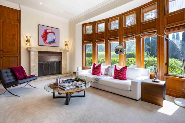 Fireplace, Interior, Living room, Recessed Lighting