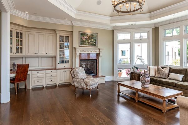 Chandelier, Fireplace, Interior, Living room, Recessed Lighting, Wood Texture Flooring