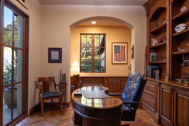 Home Office, Interior, Recessed Lighting, Wood Texture Flooring
