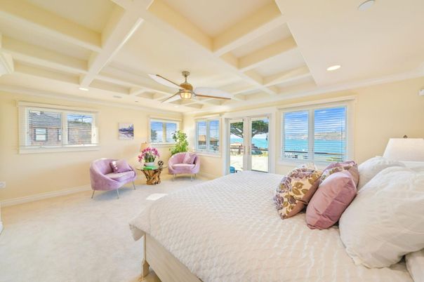 Bedroom, Interior, Recessed Lighting, Water