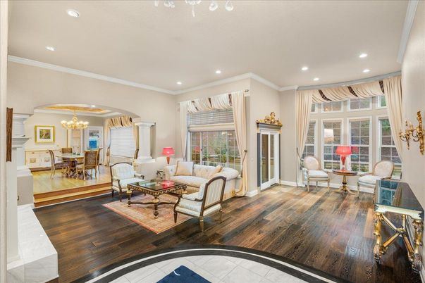 Chandelier, Dining room, Interior, Living room, Recessed Lighting, Wood Texture Flooring