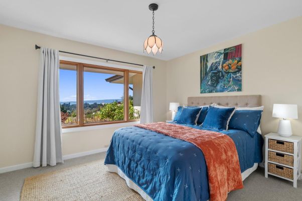 Bedroom, Interior, Pendant Lights