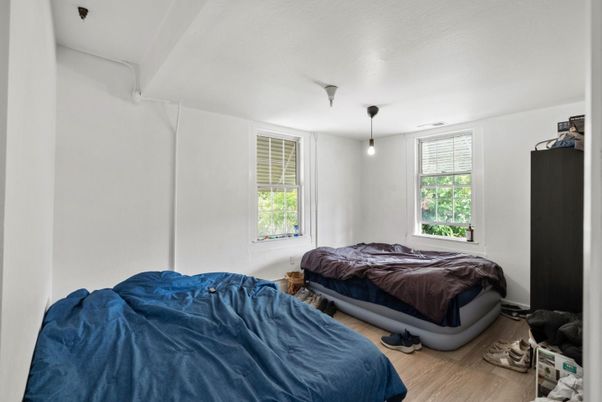 Bedroom, Interior, Pendant Lights, Wood Texture Flooring