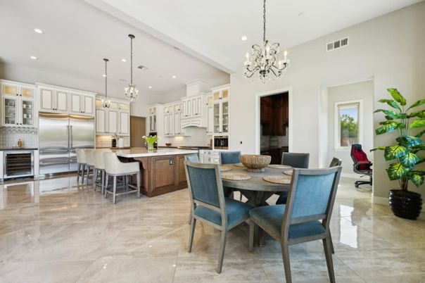 Chandelier, Dining room, Interior, Kitchen, Pendant Lights, Recessed Lighting, Stainless Steel Appliances