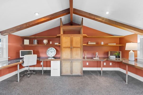 Home Office, Interior, Recessed Lighting, Wooden Beams