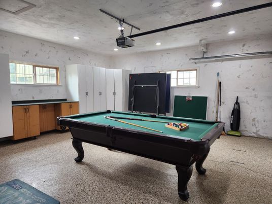 Billiard Table, Game Room, Interior, Recessed Lighting
