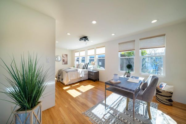 Bedroom, Interior, Living room, Recessed Lighting, Wood Texture Flooring