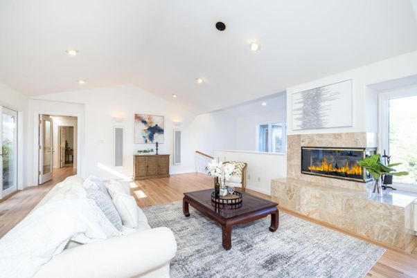 Fireplace, Interior, Living room, Recessed Lighting, Wood Texture Flooring