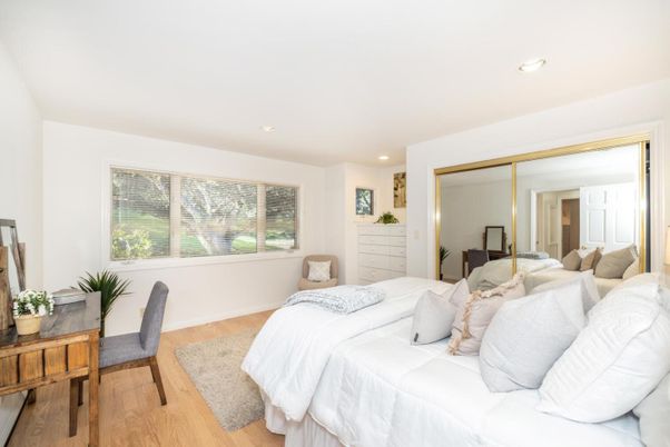 Bedroom, Interior, Recessed Lighting, Wood Texture Flooring