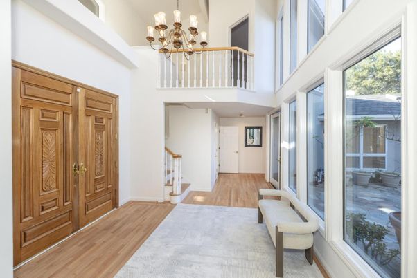 Chandelier, Interior, Wood Texture Flooring