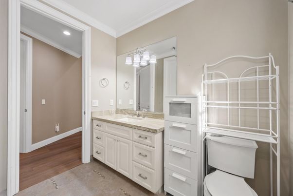 Bathroom, Interior, Recessed Lighting, Wood Texture Flooring