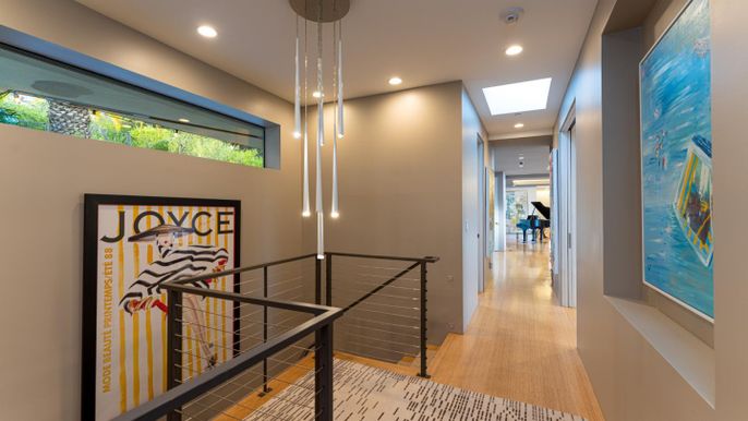 Interior, Recessed Lighting, Wood Texture Flooring