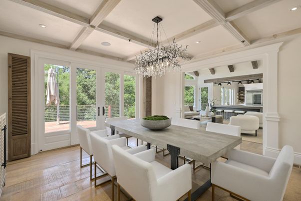 Chandelier, Dining room, Interior, Pendant Lights, Recessed Lighting, Wood Texture Flooring