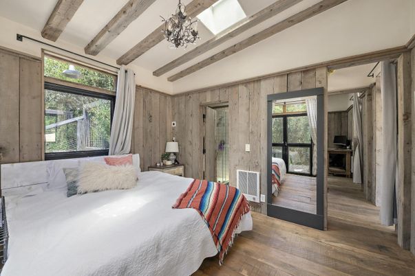 Bedroom, Chandelier, Interior, Wooden Beams, Wood Texture Flooring, Wooden Walls