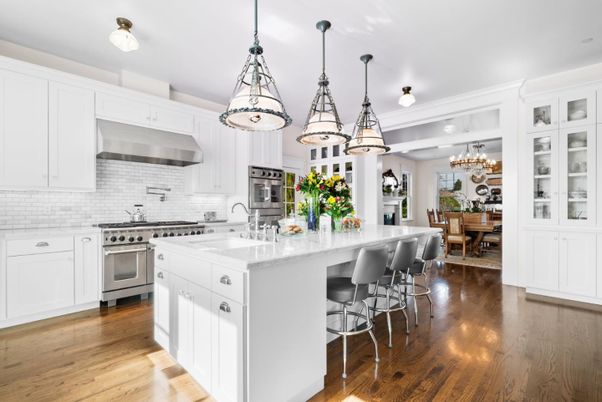 Chandelier, Dining room, Interior, Kitchen, Pendant Lights, Stainless Steel Appliances, Wood Texture Flooring
