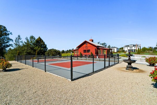 Exterior, Tennis Courts