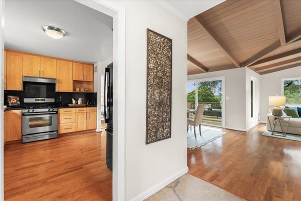 Dining room, Interior, Kitchen, Stainless Steel Appliances, Wooden Beams, Wooden Ceilings, Wood Texture Flooring