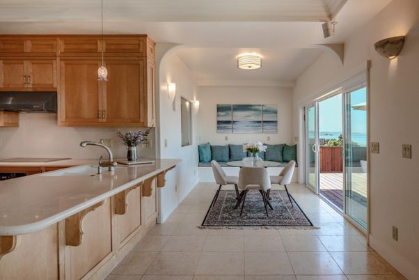 Dining room, Interior, Kitchen, Pendant Lights