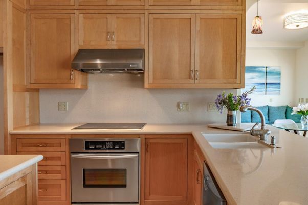 Interior, Kitchen, Pendant Lights, Stainless Steel Appliances