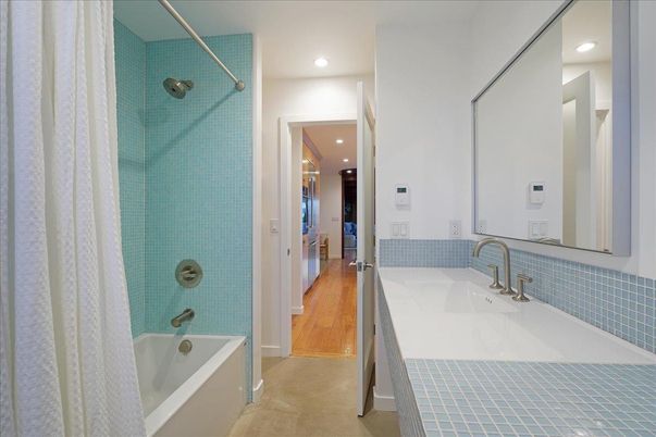 Bathroom, Interior, Recessed Lighting