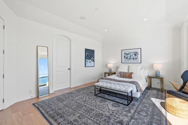 Bedroom, Interior, Recessed Lighting, Water, Wood Texture Flooring