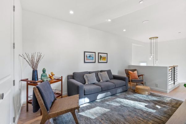 Interior, Living room, Pendant Lights, Recessed Lighting, Wood Texture Flooring