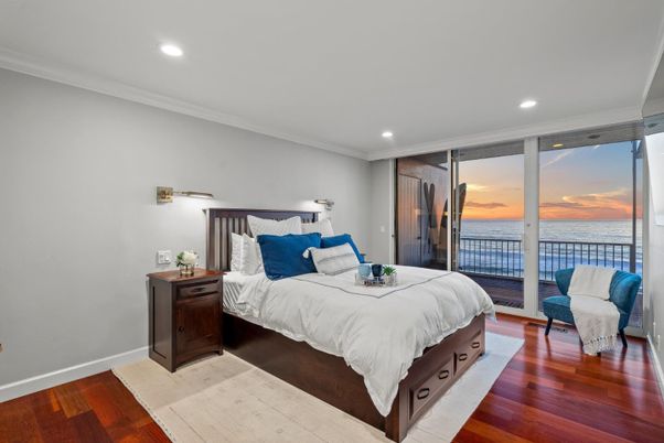 Bedroom, Interior, Recessed Lighting, Water, Wood Texture Flooring
