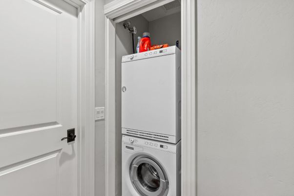 Interior, Utility Closets, Washer