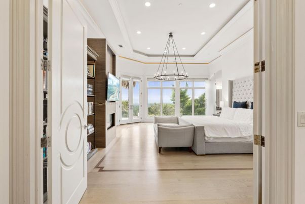Bedroom, Chandelier, Interior, Pendant Lights, Recessed Lighting, Wood Texture Flooring