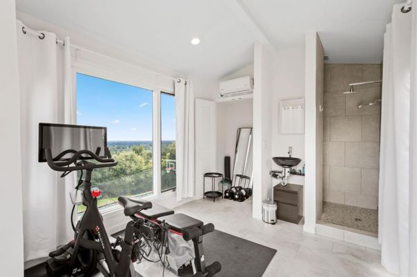 Fitness Equipment, Interior, Recessed Lighting