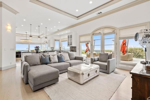 Interior, Kitchen, Living room, Pendant Lights, Recessed Lighting, Wood Texture Flooring