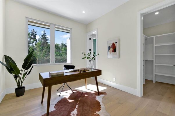 Home Office, Interior, Recessed Lighting, Wood Texture Flooring