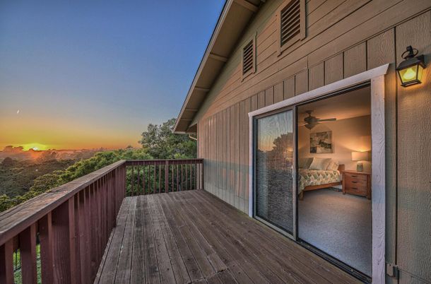 Exterior, Wood Texture Flooring