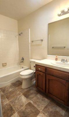 Bathroom, Interior, Tile Countertops