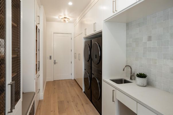 Interior, Recessed Lighting, Utility Closets, Washer, Wood Texture Flooring