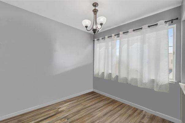 Empty room, Interior, Pendant Lights, Wood Texture Flooring