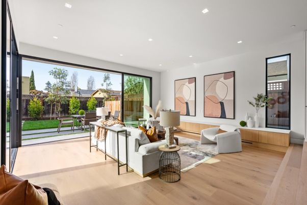Interior, Living room, Recessed Lighting, Wood Texture Flooring