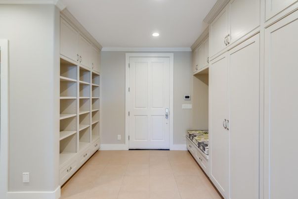 Interior, Recessed Lighting, Walk-in Closets