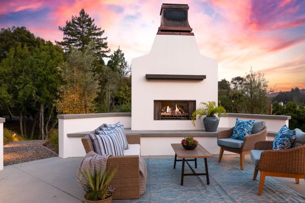 Exterior, Fireplace
