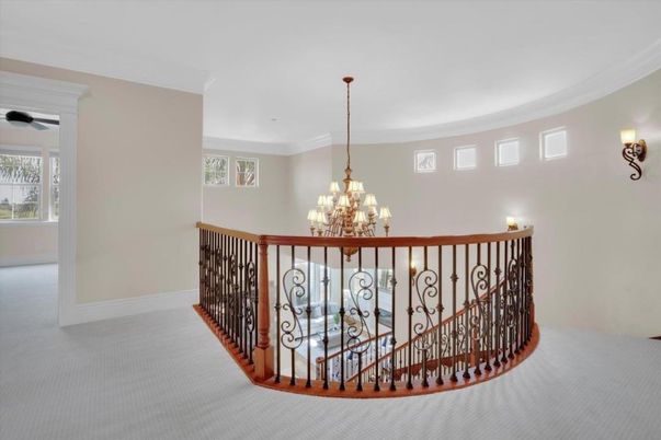 Chandelier, Interior