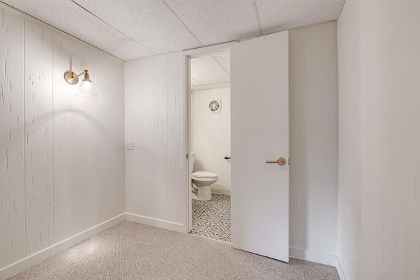 Bathroom, Empty room, Interior