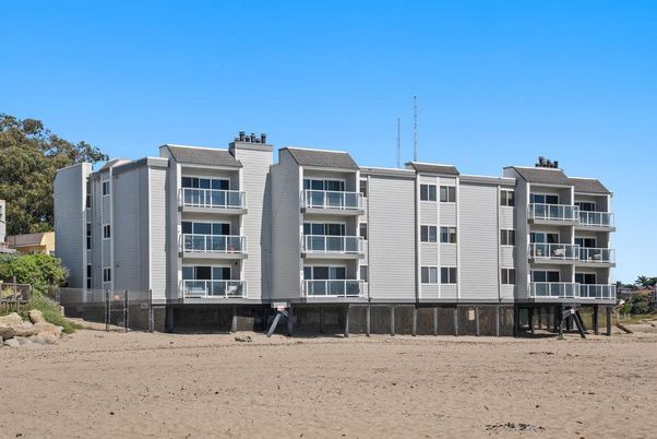 Backyard, Exterior, Facade, Condo Building