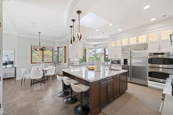 Dining room, Interior, Kitchen, Pendant Lights, Recessed Lighting, Stainless Steel Appliances